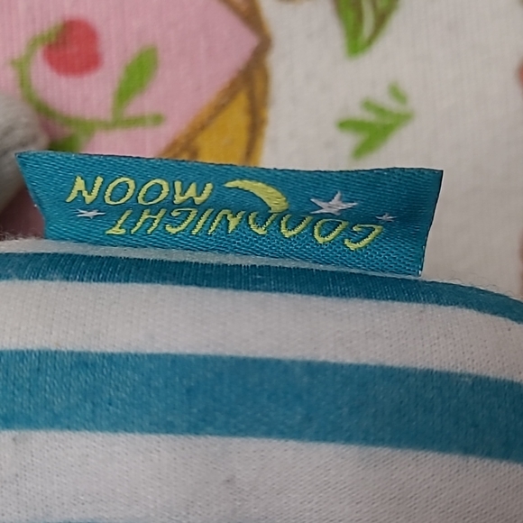 Goodnight Moon Plush Rattle - Picture 4 of 6